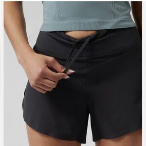 Athleta Run With It 3.5” Short